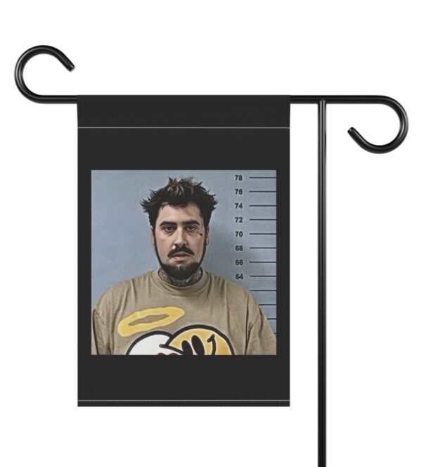 Putagirlon Pago Mugshot Flag